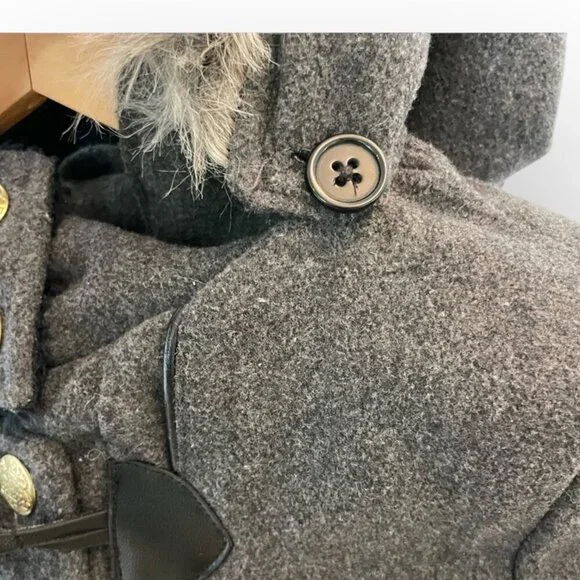London Fog Jacket Faux Fur Hood Gray Coat Alpine Swiss Parka Size Girls Large 14 - Picture 10 of 16